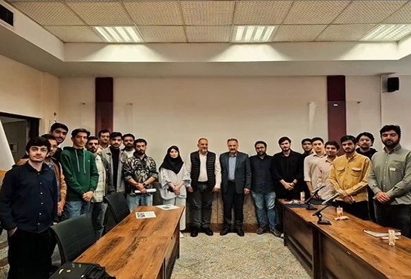 بازدید دانشجویان از پروژه تاپ‌دان گروه ساختمانی الیکا